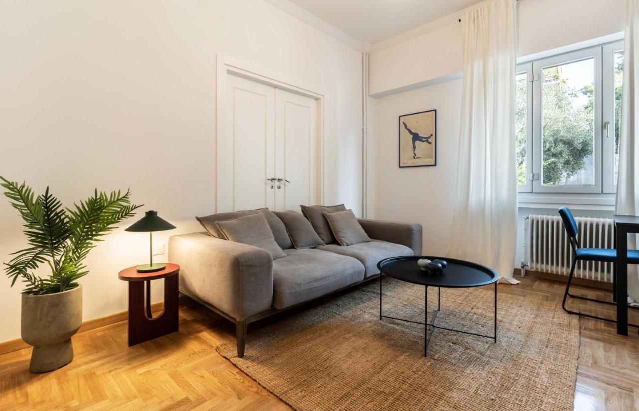 Yestayhomes * Kolonaki * Anagnostopoulou Street Athene Buitenkant foto